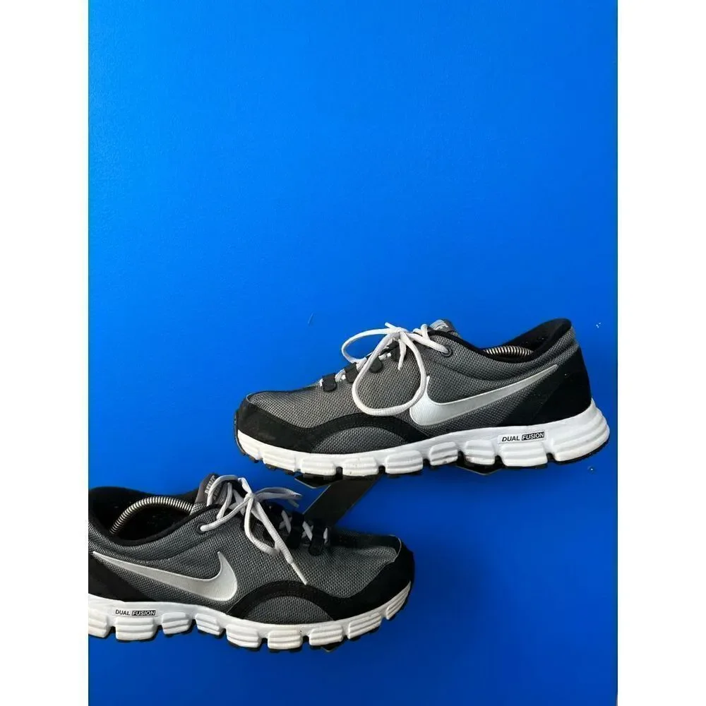 Nike Dual Fusion RN 386499-001 Men's Sz 12 Black Silver Gray Waffle Sole